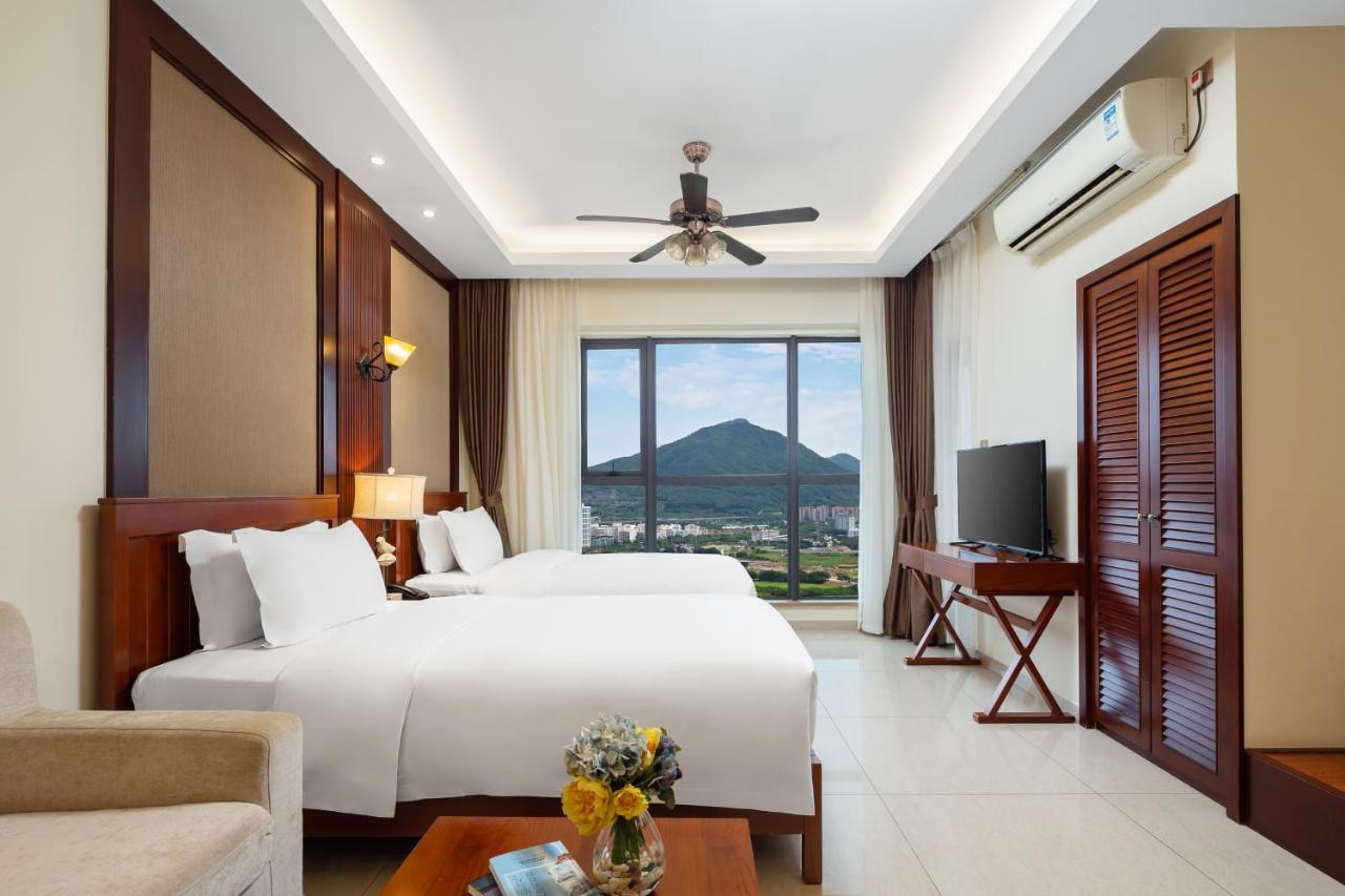 Paxton Vacances Hotel & Resorts Sanya Exterior photo